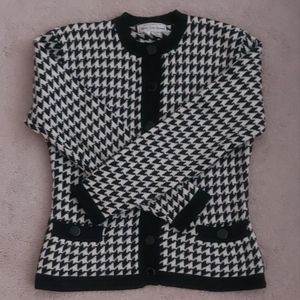 Saks Fifth Avenue vintage hundstooth cardigan